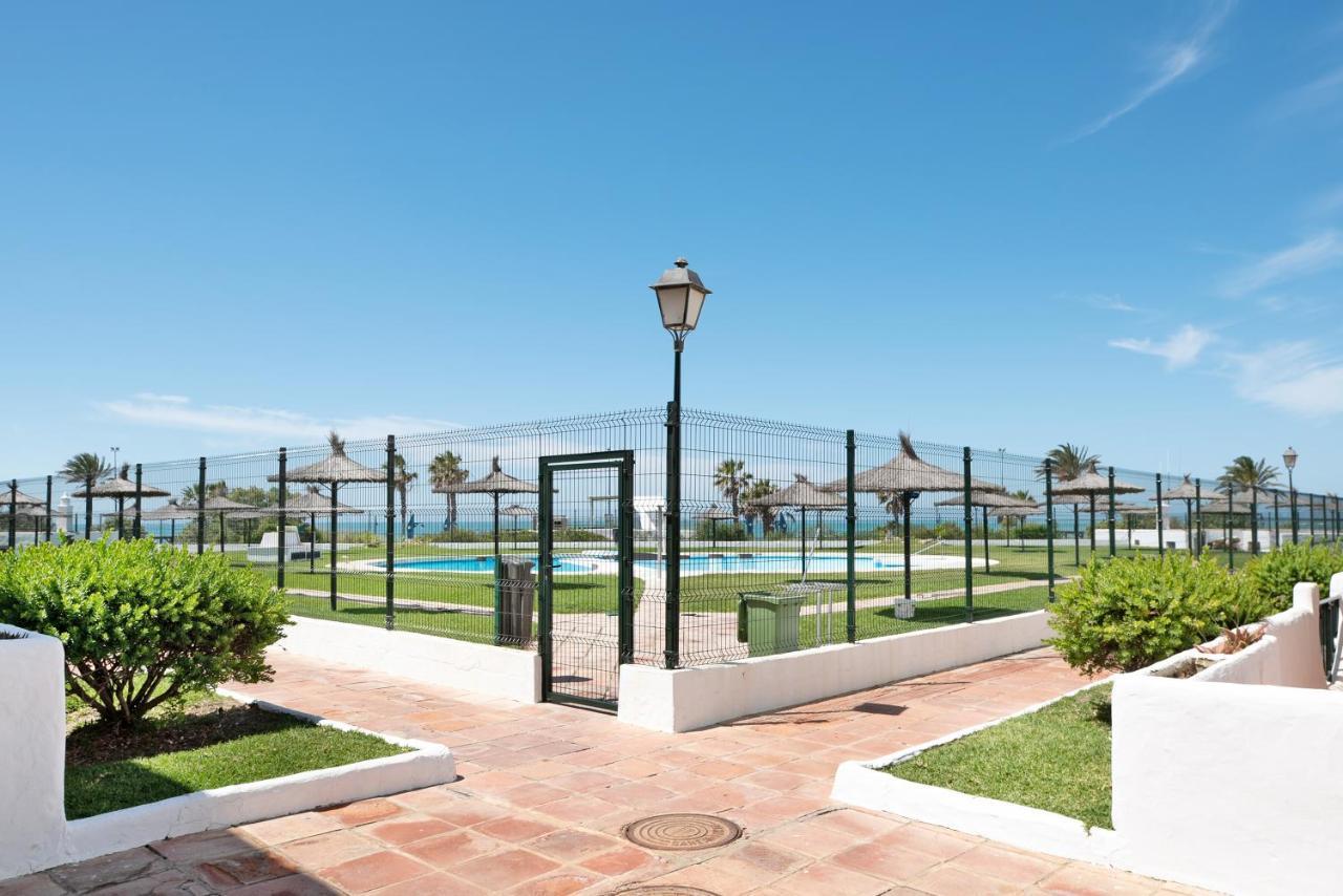 צ'יקלנה דה לה פרונטרה Barrosa Primera Linea De Playa מראה חיצוני תמונה